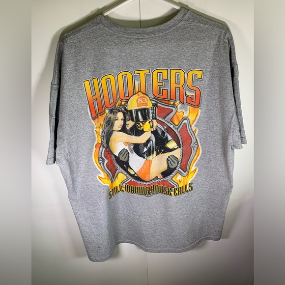 Y2K Indianapolis, indiana hooters graphic shirt - Picture 5 of 8